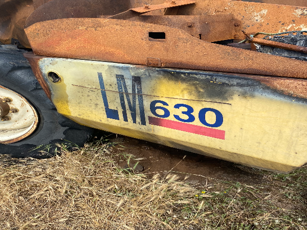 New holland LM630  telehandler