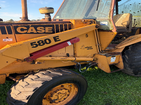 Wrecking Case 580e